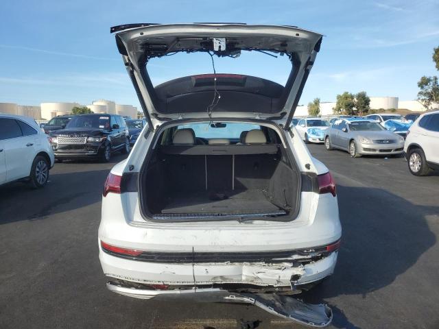 Photo 6 from auction – 2019 AUDI E-TRON PRE with VIN WA1LAAGE9KB023862