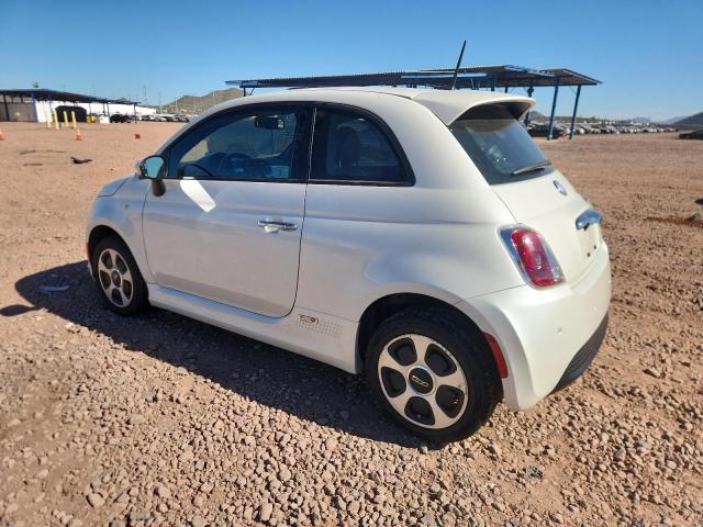 Photo 2 from auction – 2015 FIAT 500 ELECTR with VIN 3C3CFFGE9FT503767