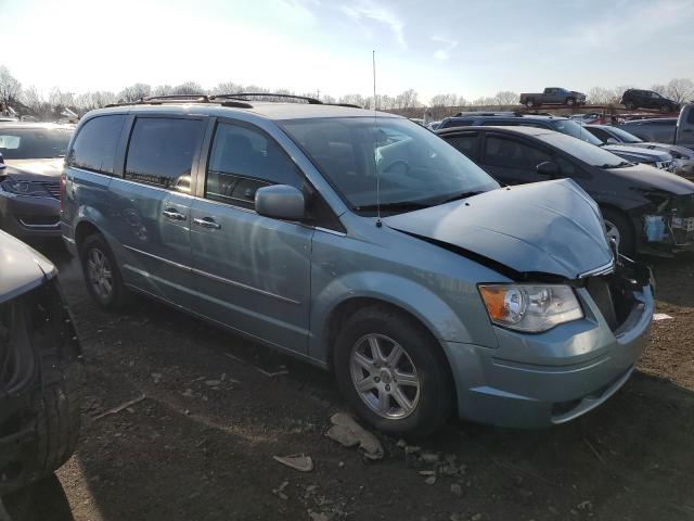 Photo 4 from auction – 2010 CHRYSLER TOWN & COU with VIN 2A4RR8D15AR377021