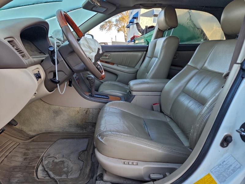 Photo 7 from auction – 2000 LEXUS ES 300 with VIN JT8BF28G6Y0276245