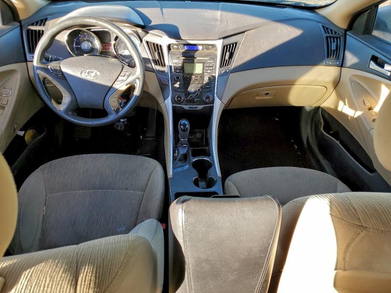 Photo 8 from auction – 2011 HYUNDAI SONATA with VIN 5NPEB4AC9BH080954