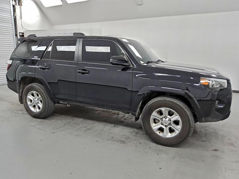 Photo 4 from auction – 2023 TOYOTA 4RUNNER SR with VIN JTEEU5JR0P5291421