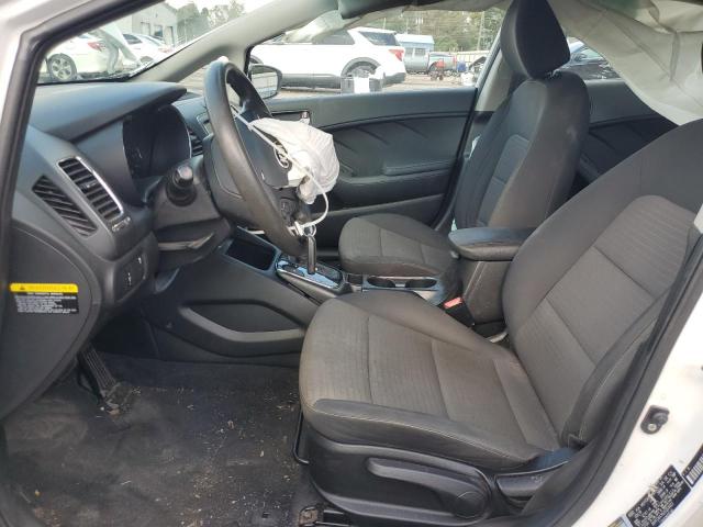 Photo 7 from auction – 2018 KIA FORTE LX with VIN 3KPFL4A78JE253922