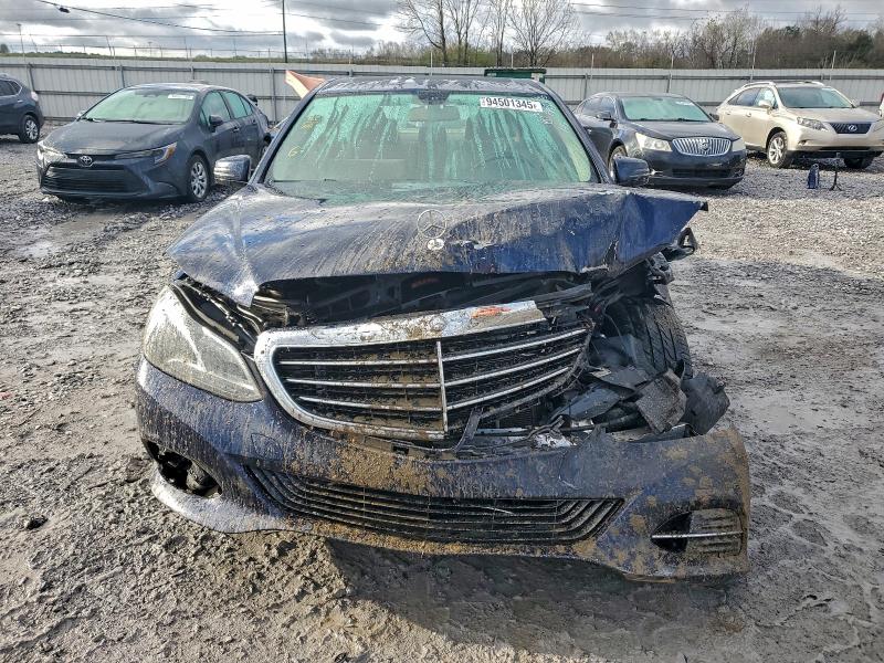 Photo 5 from auction – 2016 MERCEDES-BENZ E with VIN WDDHF8JB0GB267594
