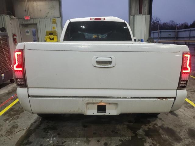 Photo 6 from auction – 2004 CHEVROLET SILVERADO with VIN 2GCEC19T741226899