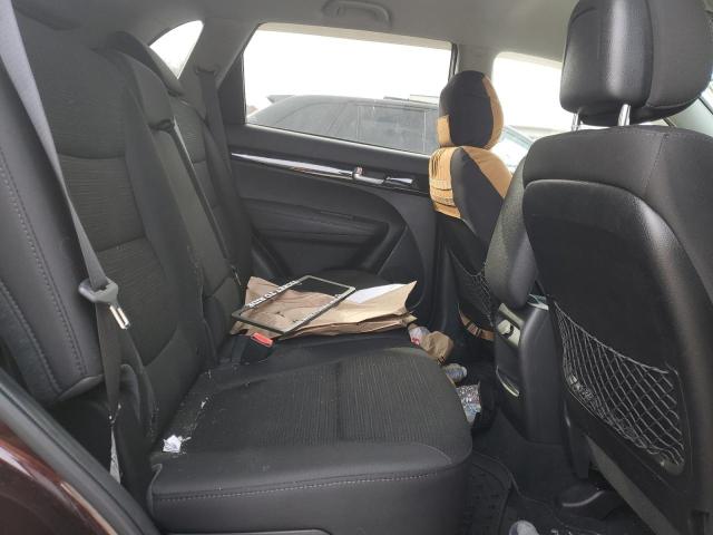 Photo 11 from auction – 2014 KIA SORENTO LX with VIN 5XYKT3A60EG482863