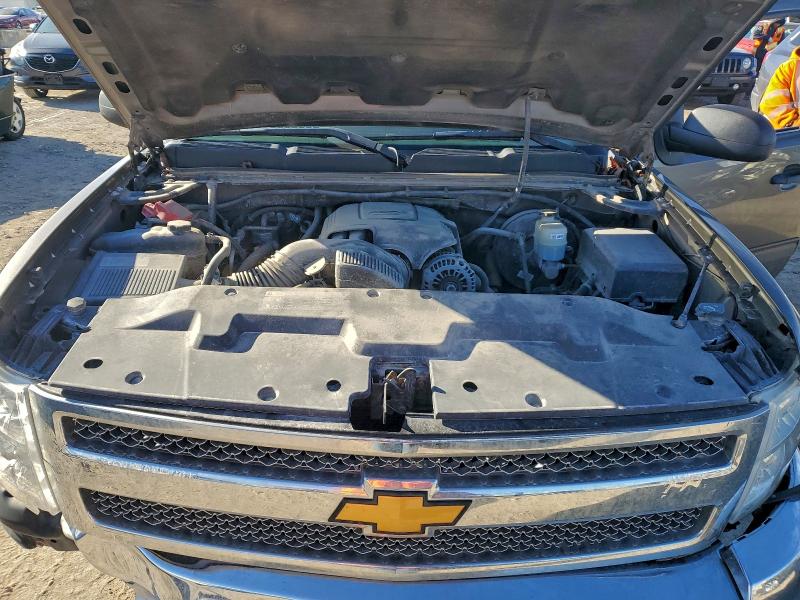 Photo 11 from auction – 2013 CHEVROLET SILVERADO with VIN 3GCPKSE75DG347075