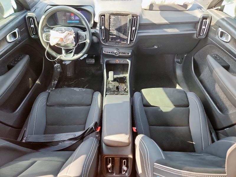 Photo 8 from auction – 2023 VOLVO C40 RECHAR with VIN YV4ED3GM2P2055369