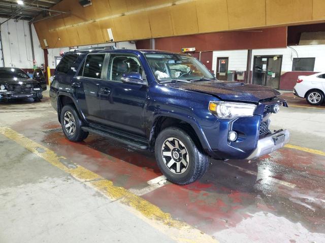 Photo 4 from auction – 2019 TOYOTA 4 RUNNER with VIN JTEBU5JRXK5628690