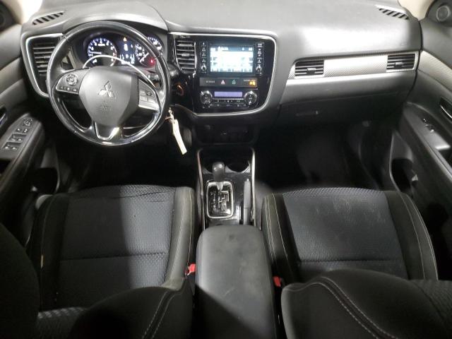 Photo 8 from auction – 2017 MITSUBISHI OUTLANDER with VIN JA4AD2A31HZ052221