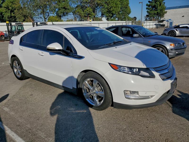 Photo 4 from auction – 2014 CHEVROLET VOLT with VIN 1G1RD6E42EU151067