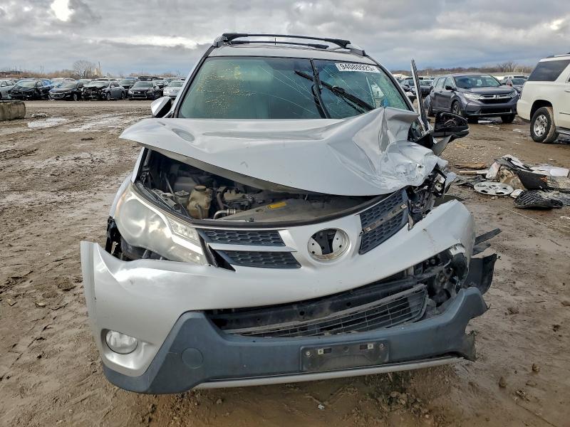 Photo 5 from auction – 2013 TOYOTA RAV4 XLE with VIN 2T3RFREV4DW034068