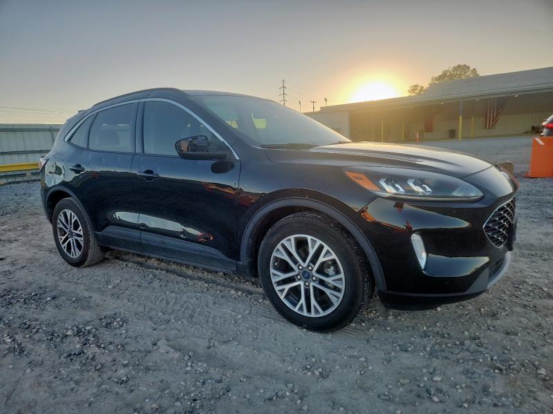 Photo 4 from auction – 2022 FORD ESCAPE SEL with VIN 1FMCU0H63NUB40629