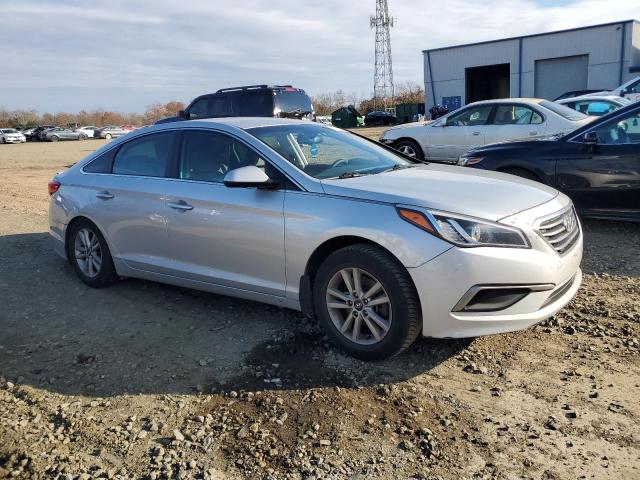 Photo 4 from auction – 2016 HYUNDAI SONATA SE with VIN 5NPE24AF8GH337023