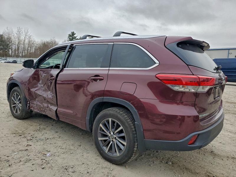 Foto 2 de la subasta – 2018 TOYOTA HIGHLANDER con VIN 5TDJZRFH4JS891405