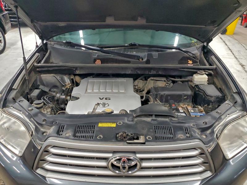 Photo 12 from auction – 2010 TOYOTA HIGHLANDER with VIN 5TDBK3EH2AS015598