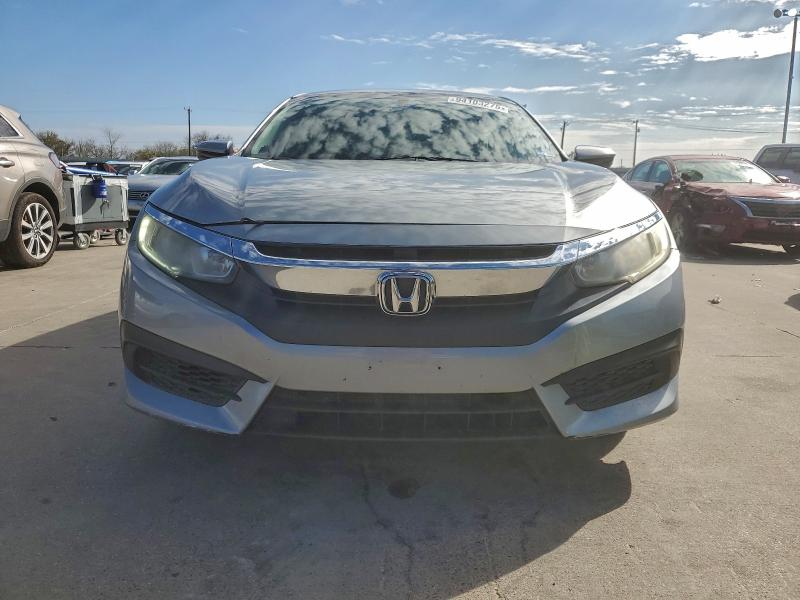 Photo 5 from auction – 2017 HONDA CIVIC LX with VIN 19XFC2F5XHE048558