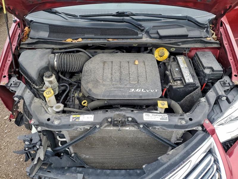 Photo 12 from auction – 2015 CHRYSLER TOWN & COU with VIN 2C4RC1AG9FR677918