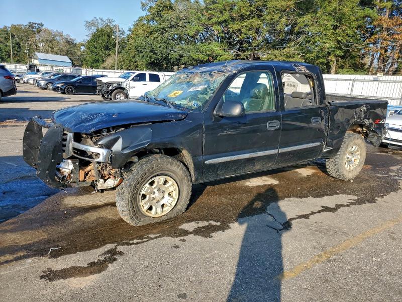 GMC NEW SIERRA 2005 with VIN 2GTEK13T851375822 - Photo from auction