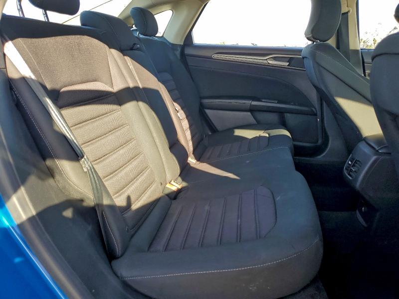 Photo 10 from auction – 2019 FORD FUSION with VIN 3FA6P0HD8KR216183