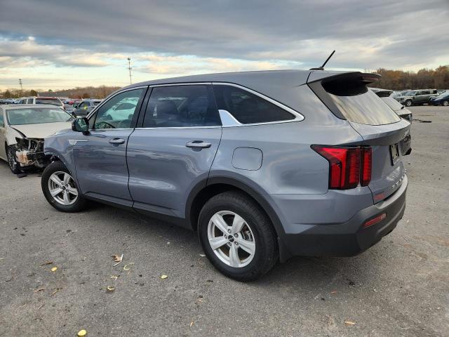 Photo 2 from auction – 2022 KIA SORENTO with VIN 5XYRG4LC5NG146072