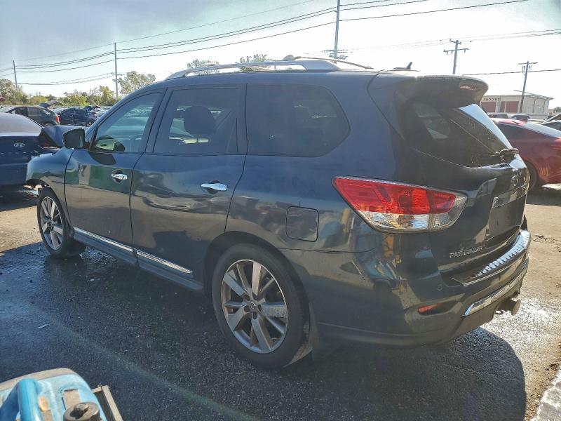 Photo 2 from auction – 2016 NISSAN PATHFINDER with VIN 5N1AR2MN3GC641496