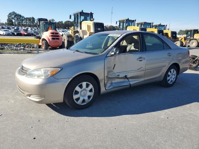 TOYOTA CAMRY LE 2004 with VIN 4T1BE32K54U921554 - Photo from auction