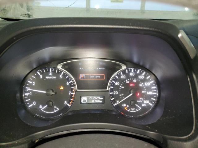 Photo 9 from auction – 2015 NISSAN PATHFINDER with VIN 5N1AR2MN0FC689858