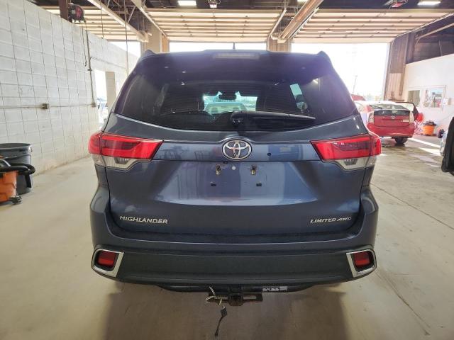 Photo 6 from auction – 2018 TOYOTA HIGHLANDER with VIN 5TDDZRFH9JS490798
