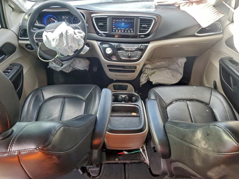 Photo 8 from auction – 2021 CHRYSLER VOYAGER LX with VIN 2C4RC1DG9MR516073