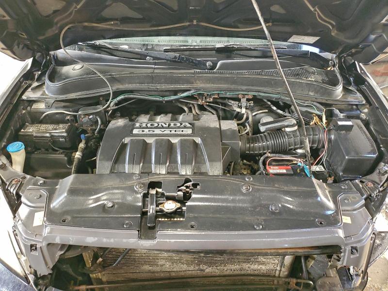 Photo 12 from auction – 2005 HONDA PILOT EXL with VIN 2HKYF18655H559330