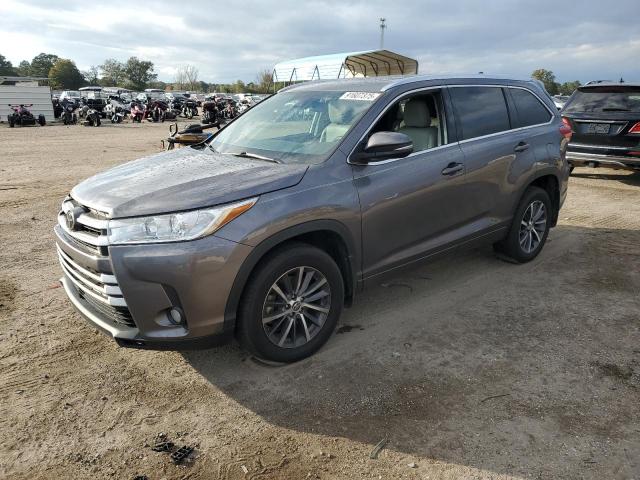 صورة رقم 1 من المزاد - 2018 TOYOTA HIGHLANDER مع VIN 5TDKZRFH6JS533419