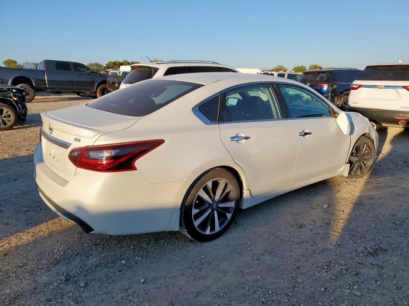 Photo 3 from auction – 2017 NISSAN ALTIMA 2.5 with VIN 1N4AL3APXHC496692