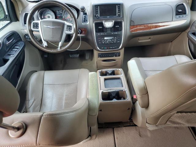 Photo 8 from auction – 2011 CHRYSLER TOWN & COU with VIN 2A4RR8DG3BR683687