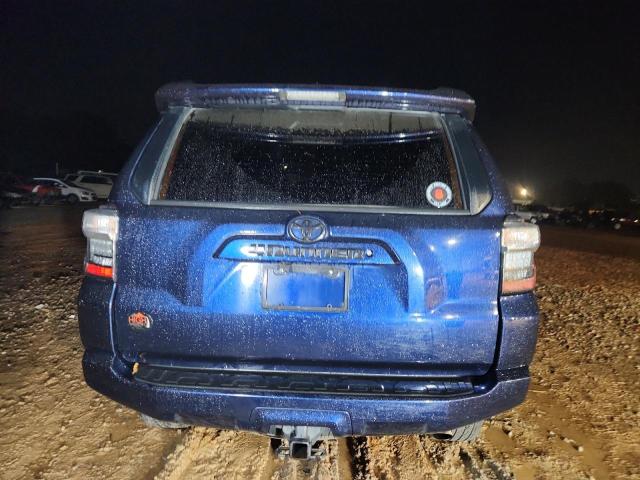 Photo 6 from auction – 2019 TOYOTA 4RUNNER SR with VIN JTEZU5JR2K5198250