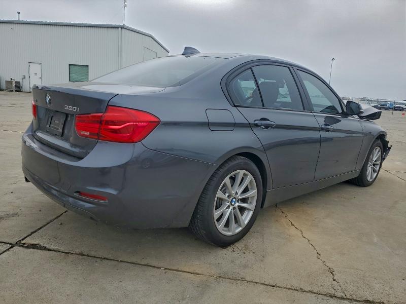 Photo 3 from auction – 2018 BMW 320 with VIN WBA8A3C51JA505479