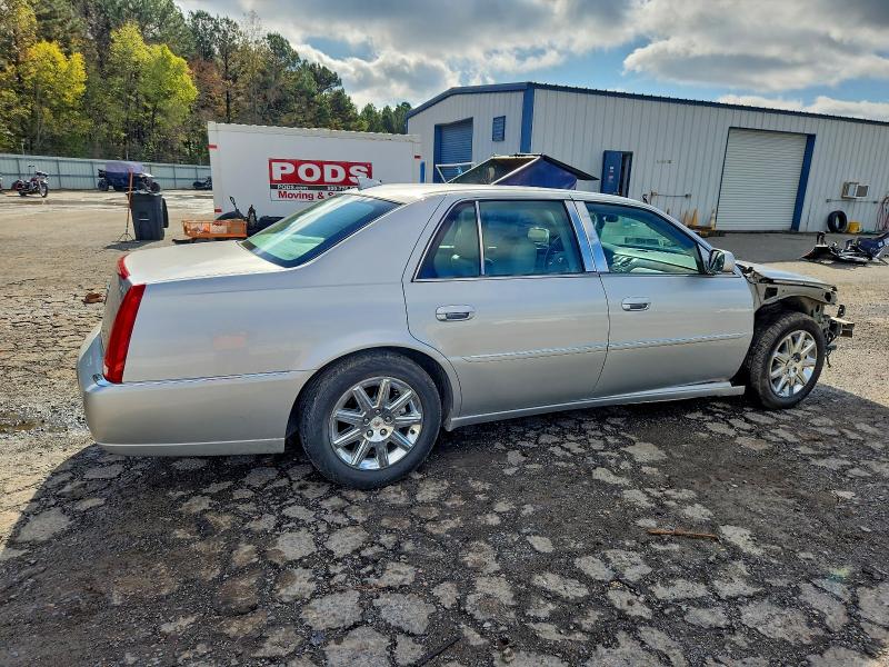 Photo 3 from auction – 2011 CADILLAC DTS PREMIU with VIN 1G6KH5E69BU136282