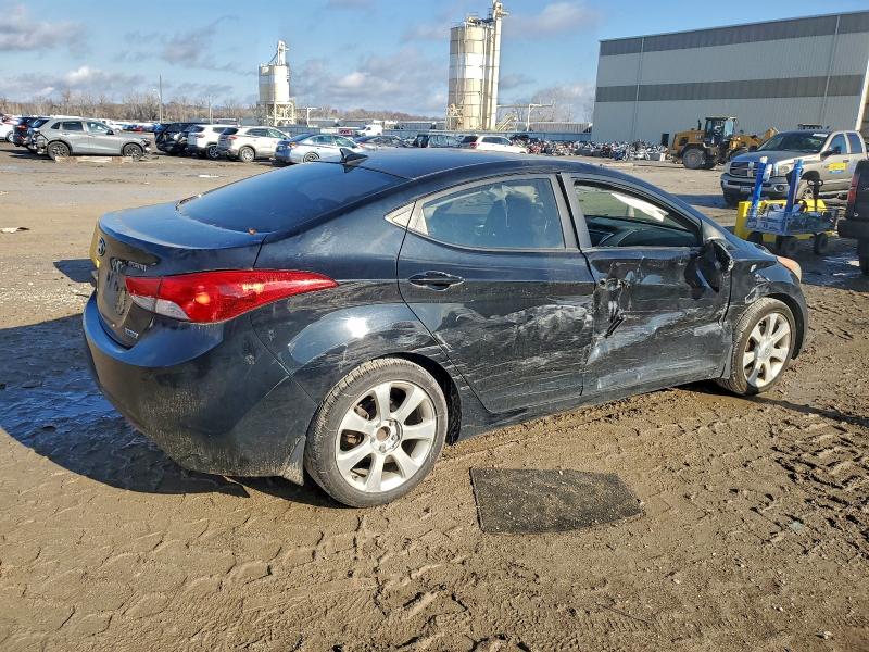Photo 3 from auction – 2012 HYUNDAI ELANTRA GL with VIN 5NPDH4AE4CH104168