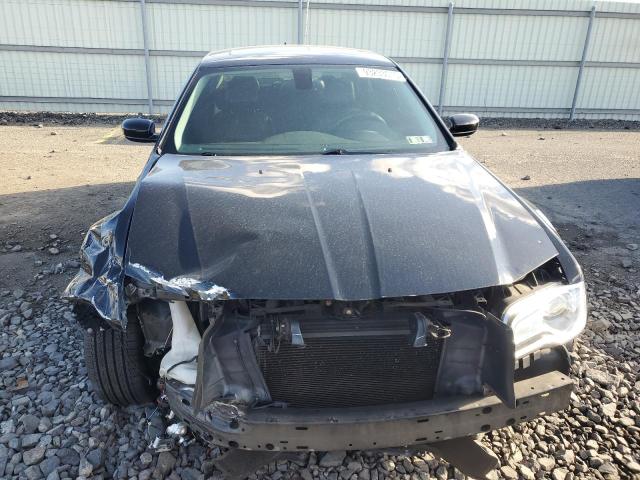 Photo 5 from auction – 2015 CHRYSLER 300 LIMITE with VIN 2C3CCARG3FH923253