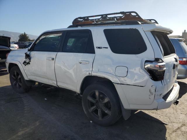 Photo 2 from auction – 2015 TOYOTA 4RUNNER SR with VIN JTEBU5JR8F5262203