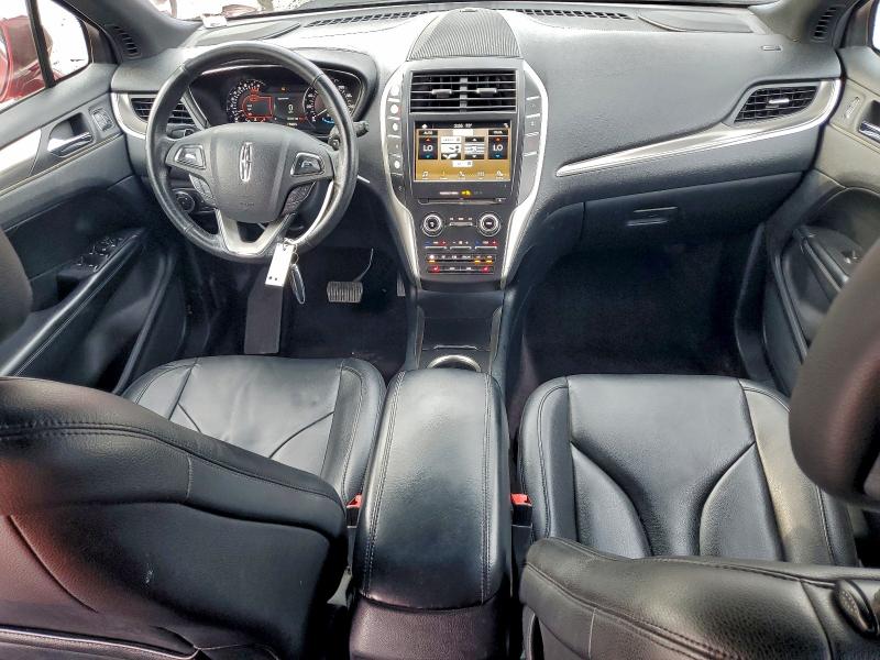 Photo 8 from auction – 2018 LINCOLN MKC with VIN 5LMCJ1C9XJUL28989