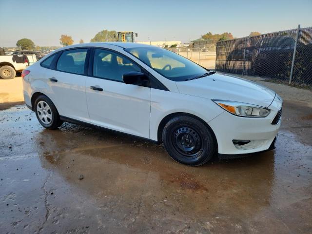 Photo 4 from auction – 2018 FORD FOCUS S with VIN 1FADP3E23JL220540