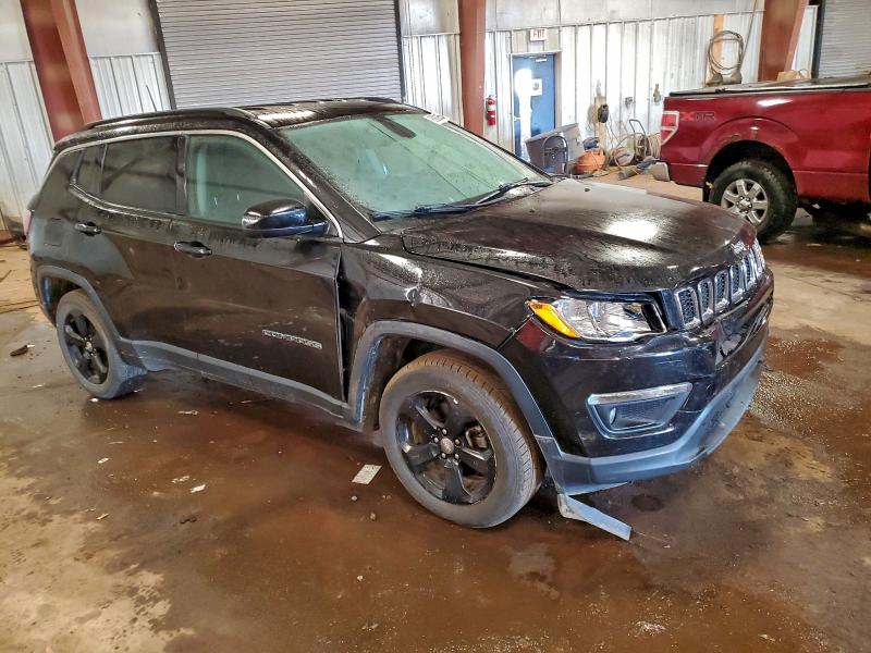 Photo 4 from auction – 2018 JEEP COMPASS with VIN 3C4NJDBB9JT366228
