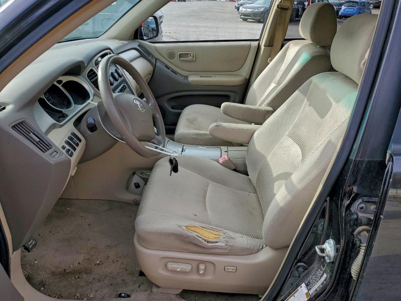 Photo 7 from auction – 2006 TOYOTA HIGHLANDER with VIN JTEEP21A960184623