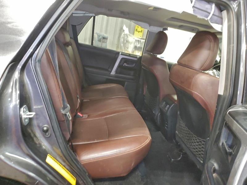 Photo 11 from auction – 2018 TOYOTA 4RUNNER SR with VIN JTEBU5JRXJ5554296