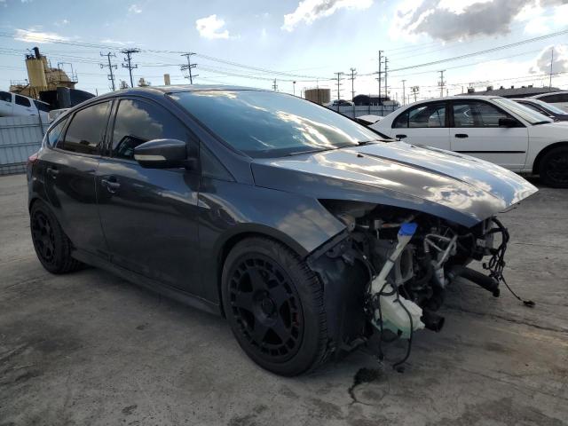 Photo 4 from auction – 2017 FORD FOCUS ST with VIN 1FADP3L97HL285157