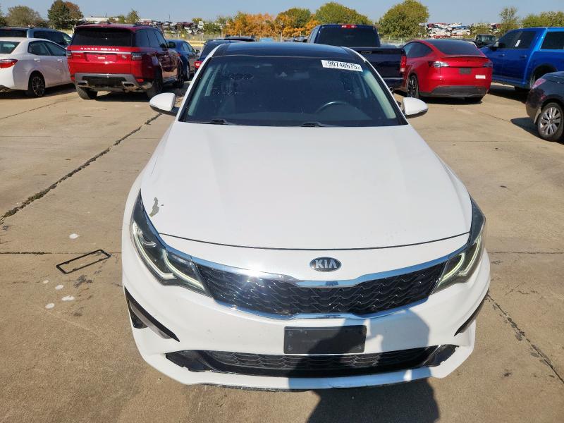 Photo 5 from auction – 2019 KIA OPTIMA LX with VIN 5XXGT4L37KG349967