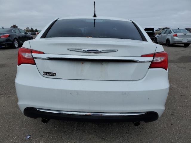 Photo 6 from auction – 2013 CHRYSLER 200 LIMITE with VIN 1C3CCBCG2DN744088