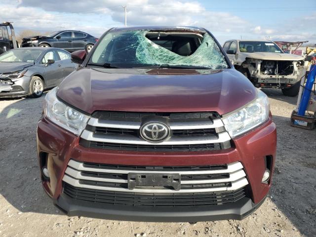 Photo 5 from auction – 2017 TOYOTA HIGHLANDER with VIN 5TDBZRFH1HS372682
