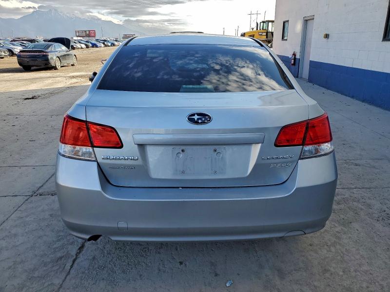 Photo 6 from auction – 2012 SUBARU LEGACY 2.5 with VIN 4S3BMBA6XC3008699
